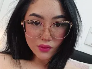AnnaKomatsuu Profile Image
