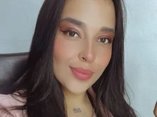 Carolainee18 Profile Image