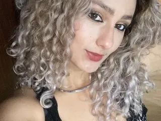 FloraSaenzz's Thumb Image