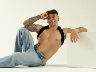 MatteoSantino private show on Streamsexy