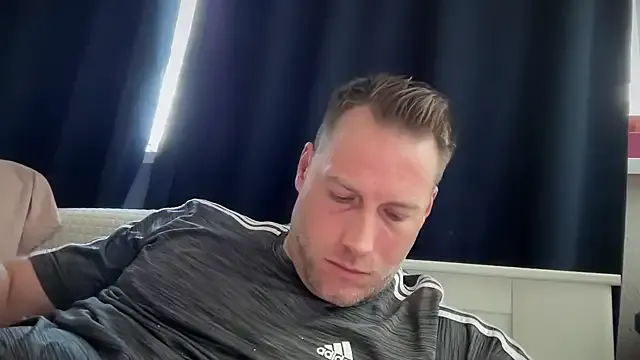 Christian87xxx's Thumb Image