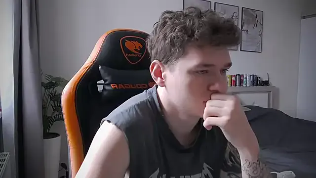 DanyDavis's Thumb Image