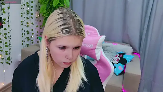 EmillyRogers's Thumb Image