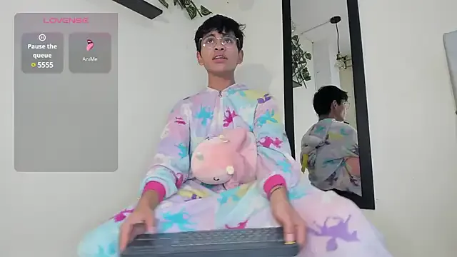 Ethan_Westt's Thumb Image