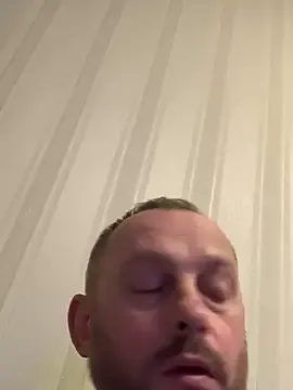 Frosl private show on Streamsexy