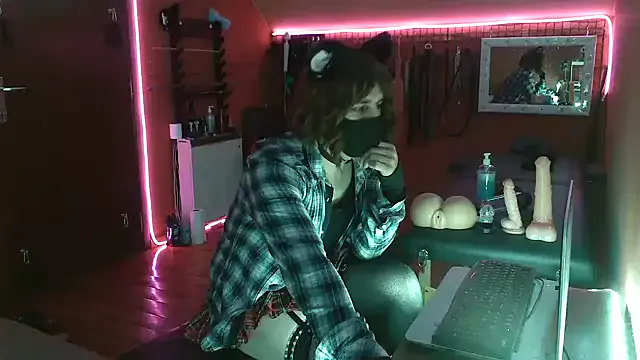 Ginny-the-bdsm-nympho's Thumb Image