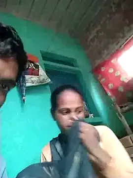 Hot_barsha's Thumb Image