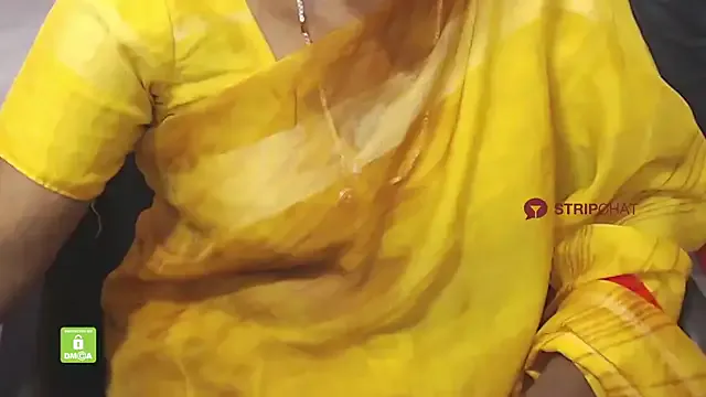 HotGulabi's Thumb Image