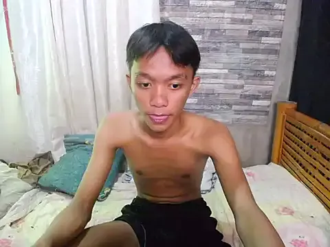 Innocentfucker private show on Streamsexy