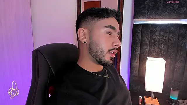 ItsMeEros's Thumb Image