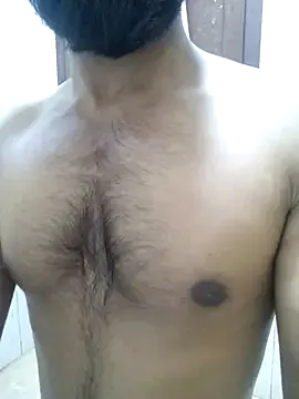 Kideyboy private show on Streamsexy