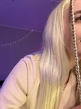 LoveLuna_'s Thumb Image