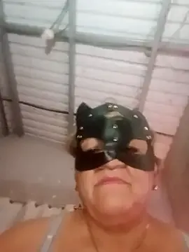 Madrastrahot69's Thumb Image