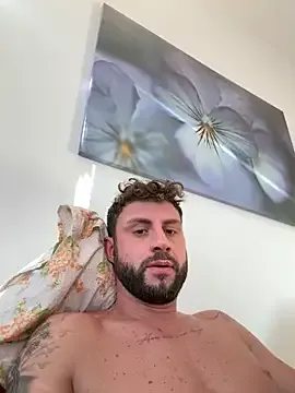 michifolli92's Thumb Image