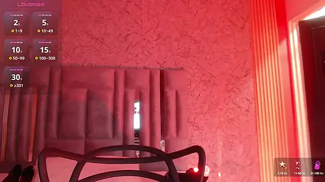 MommyHelpsmee private show on Streamsexy