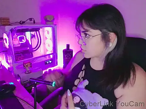PinkDenial's Thumb Image