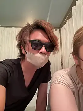 POMUPOMUPURIN2 private show on Streamsexy