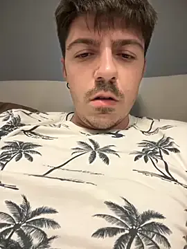 Rey_chard96's Thumb Image