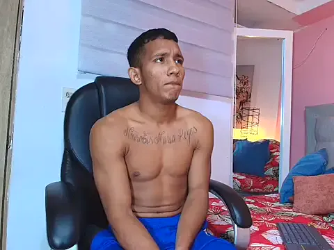 ricky_spensar23cm_ private show on Streamsexy