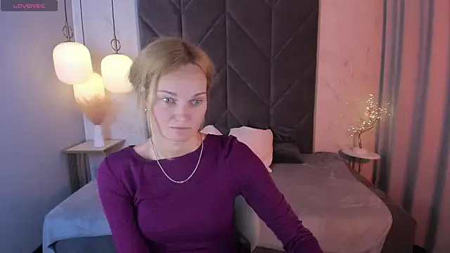 SaraSubtlety's Thumb Image