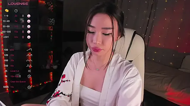 sensualily's Thumb Image
