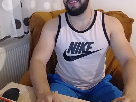 strongcoffee10's Thumb Image