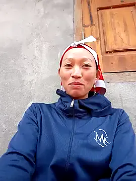 tcm-cute private show on Streamsexy