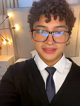 Valentin0_3's Thumb Image