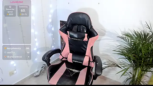 vioolettss private show on Streamsexy