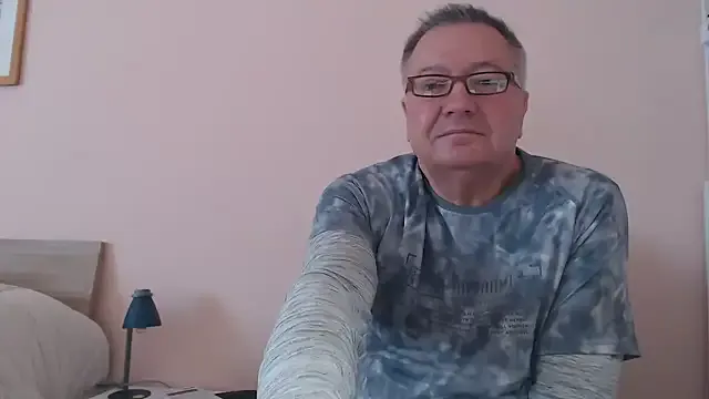 YOU6me's Thumb Image