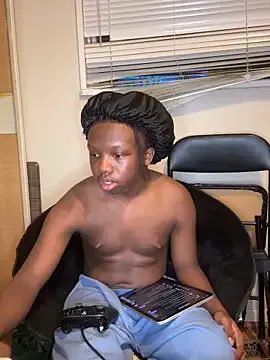 YourLittleBoyfriend private show on Streamsexy